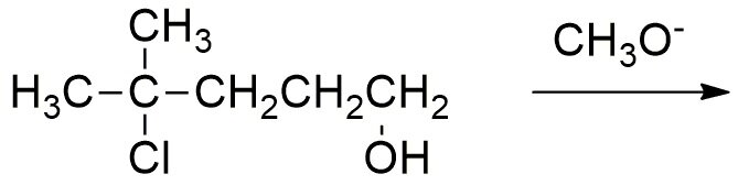 Ilustracja przedstawiająca fragment równania reakcji. Cząsteczka zbudowana jest z atomu węgla podstawionego dwiema grupami metylowymi CH3 oraz atomem chloru, a także związana z grupą CH2 łączącą się z kolejną grupą CH2, ta z następną grupą CH2 podstawioną grupą hydroksylową OH. Strzałka w prawo, nad strzałką anion CH3O-.