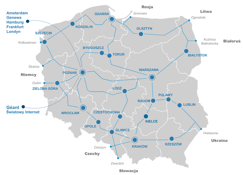 Mapa Polski przedstawiająca położenie światłowodów na terenie kraju. Widoczne są główne połączenia pomiędzy miastami i granicami państwa. 