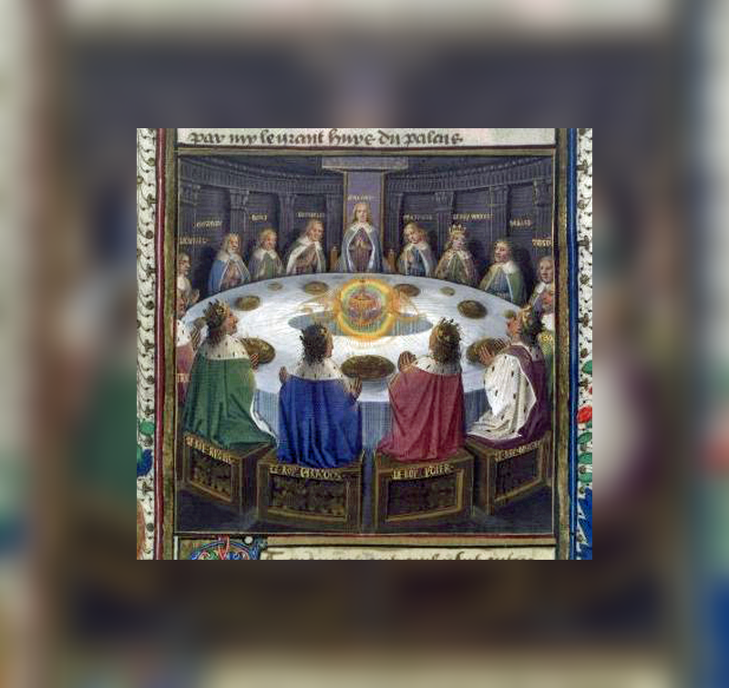 Obraz przedstawia wnętrze komnaty. W centralnej części znajduje się okrągły stół przykryty białym obrusem, wokół którego siedzi kilkunastu mężczyzn ubranych w różnokolorowe królewskie szaty z białymi kołnierzami. Niektórzy na głowach mają korony. Jeden z mężczyzn stoi i ma złożone ręce w geście modlitwy. Na środku stołu znajduje się złoty kielich, z którego bije światło na kształt aureoli.