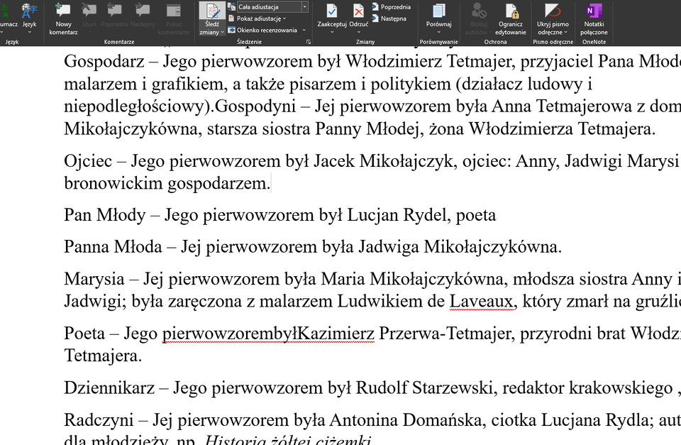 Ilustracja przedstawia fragment dokumentu w programie  Microsoft Word . W górnej części paska narzędzi widoczne są ikonki z programu z podpisami. Zaznaczona jest opcja: Śledź zmiany oraz: Cała adiustacja. 