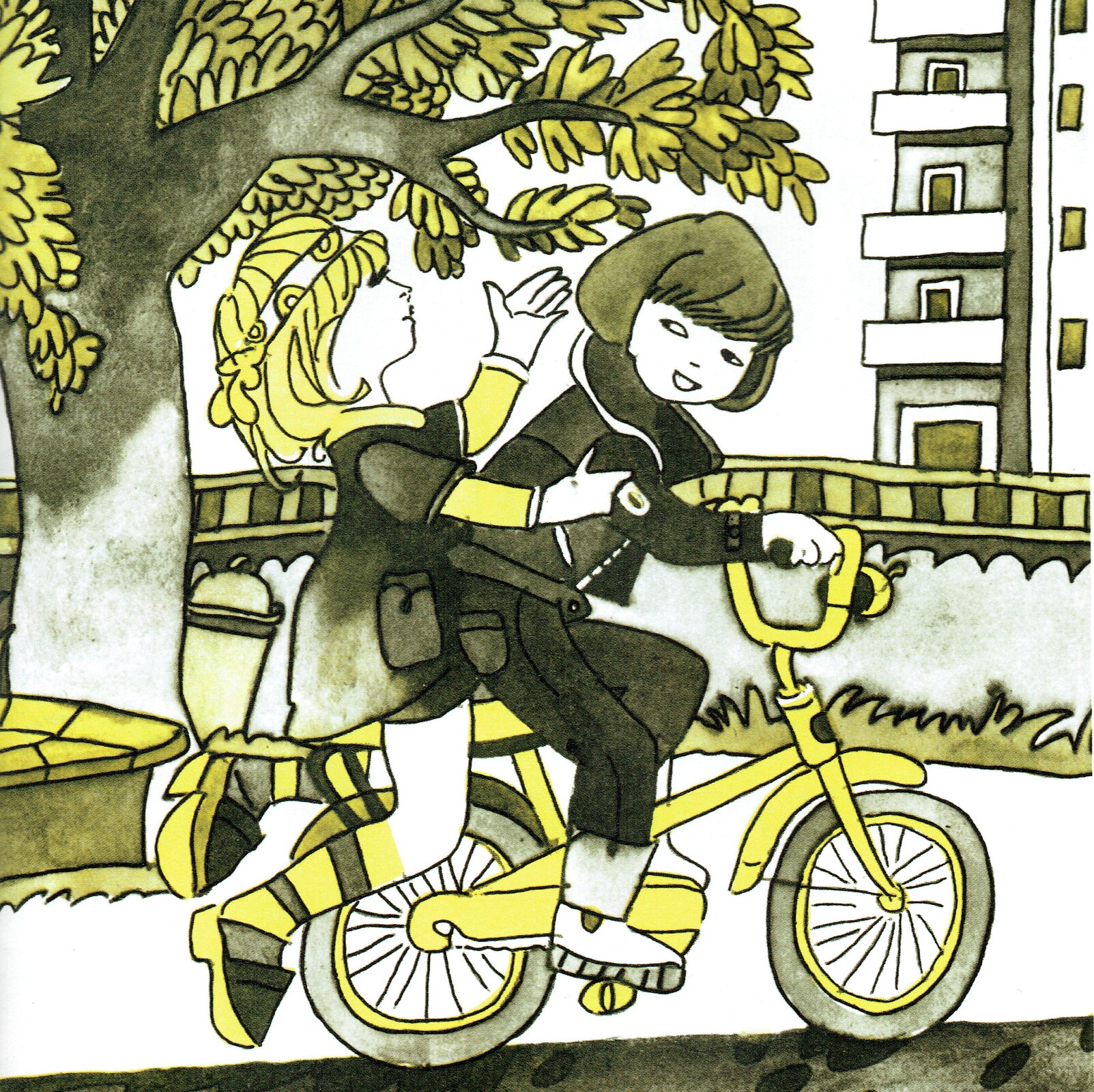 Ilustracja przedstawia pracę Zbigniewa Rychlickiego z książki Danuty Wawiłow "Chcę mieć przyjaciela". Ukazuje dwie dziewczynki jadące na jednym rowerze przez miasto. W tle znajduje się drzewo oraz budynek mieszkalny. Dziewczynki rozmawiają ze sobą.