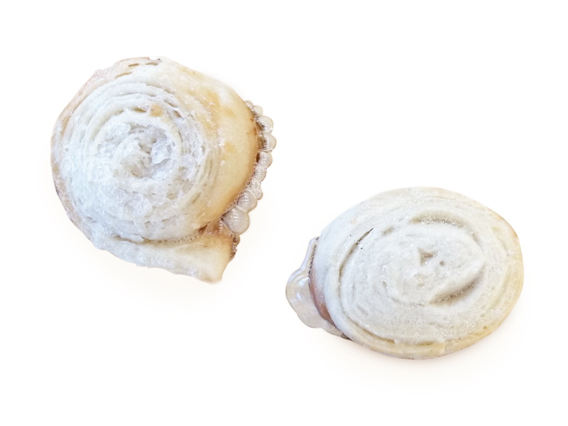 Ciasto zwinięte w rulony.