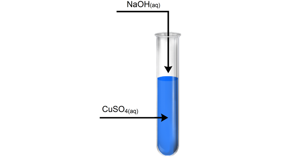 Ilustracja przedstawiająca probówkę zawierającą niebieski wodny roztwór siarczanu(sześć) miedzi(dwa), do którego dodano wodnego roztworu wodorotlenku sodu N a O H.