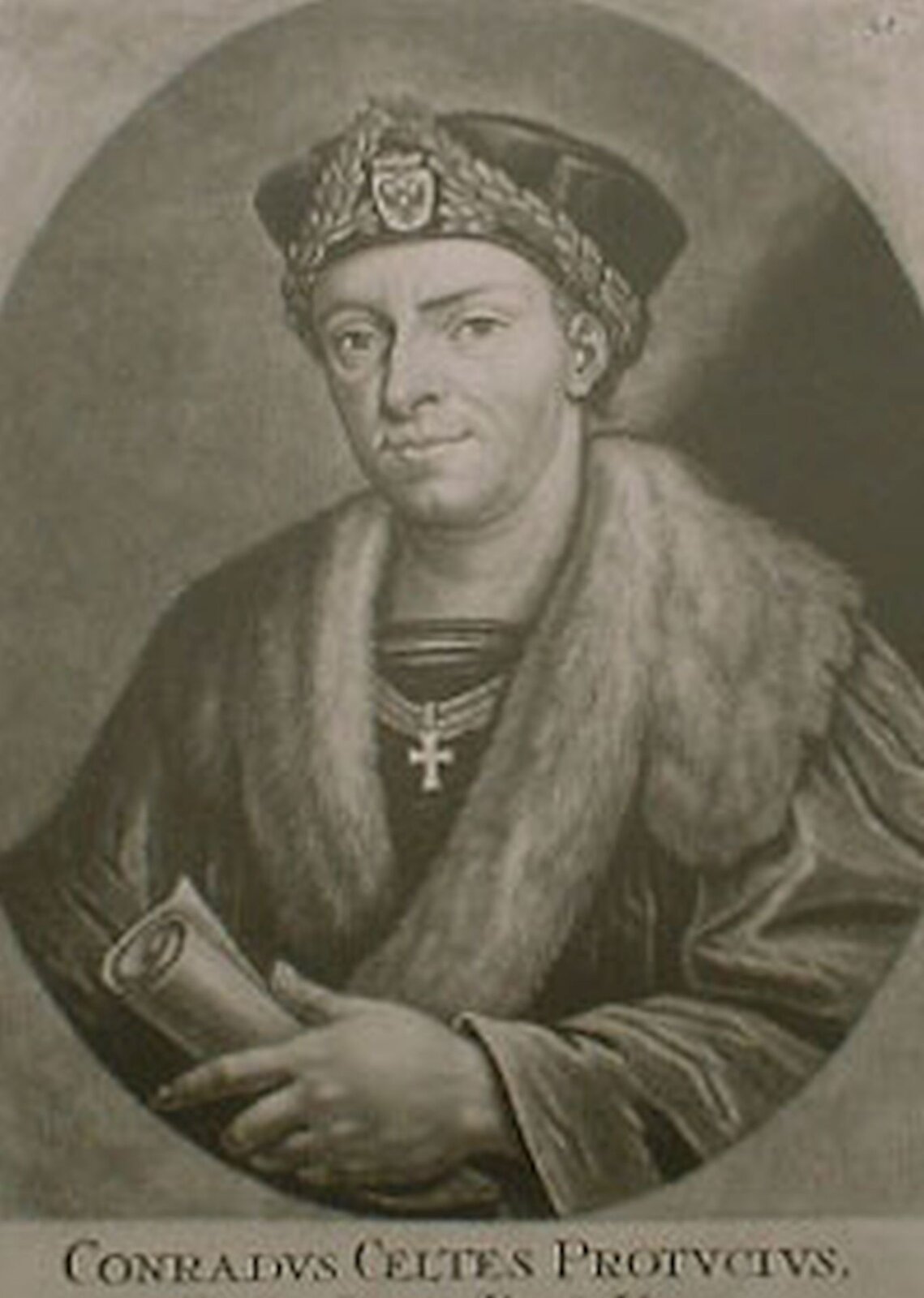 Czarno-biała praca nieznanego autora przedstawia portret Konrada Celtisa, który został przedstawiony jako młody mężczyzna o krótkich włosach, które zostały ukryte pod bogato zdobioną czapką. Mężczyzna ubrany jest w ciemny płaszcz, spod którego wystaje złoty krzyż. W jednej dłoni trzyma zwój papierów. Pod portretem widnieje napis: CONRADUS CELTES PROTUCIUS.