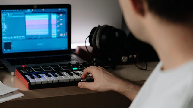 Wybór kanału MIDI dla ścieżki