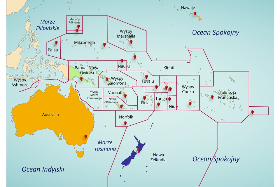 Mapa przedstawia listę państw Australii i Oceanii wraz z zaznaczonymi dystryktami. Są to: Palau, Mikronezja, Mariany Północne, Wyspy Marshalla, Papua‑Nowa Gwinea, Nauru, Wyspy Salomona, Kiribati, Wyspy Morza Koralowego, Vanuatu, , Tuvalu, Nowa Kaledonia, Fidżi, Tonga, Niue, Wyspy Cooka, Polinezja Francuska, Norfolk. 