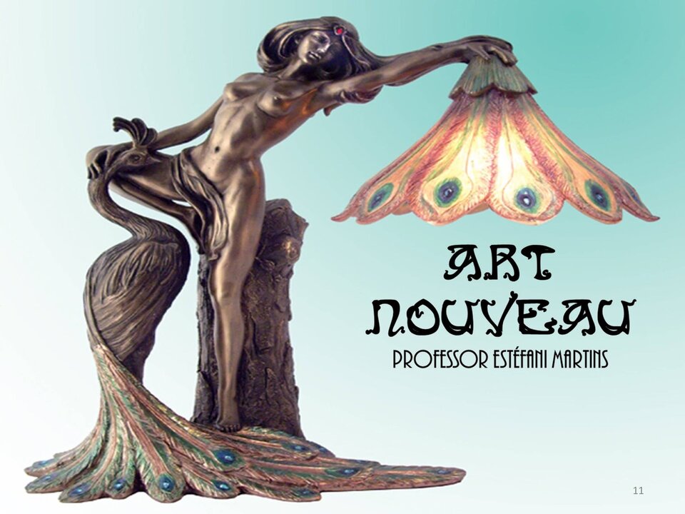 Ilustracja przedstawia lampkę nocną. Klosz lampki podtrzymywany jest przez figurę nagiej kobiety. Posąg kobiet jest w kolorze brązowym.