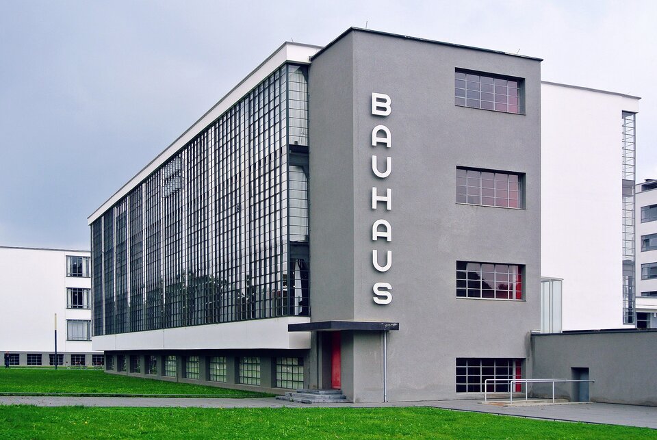 Budynek uczelni Bauhaus w Dessau