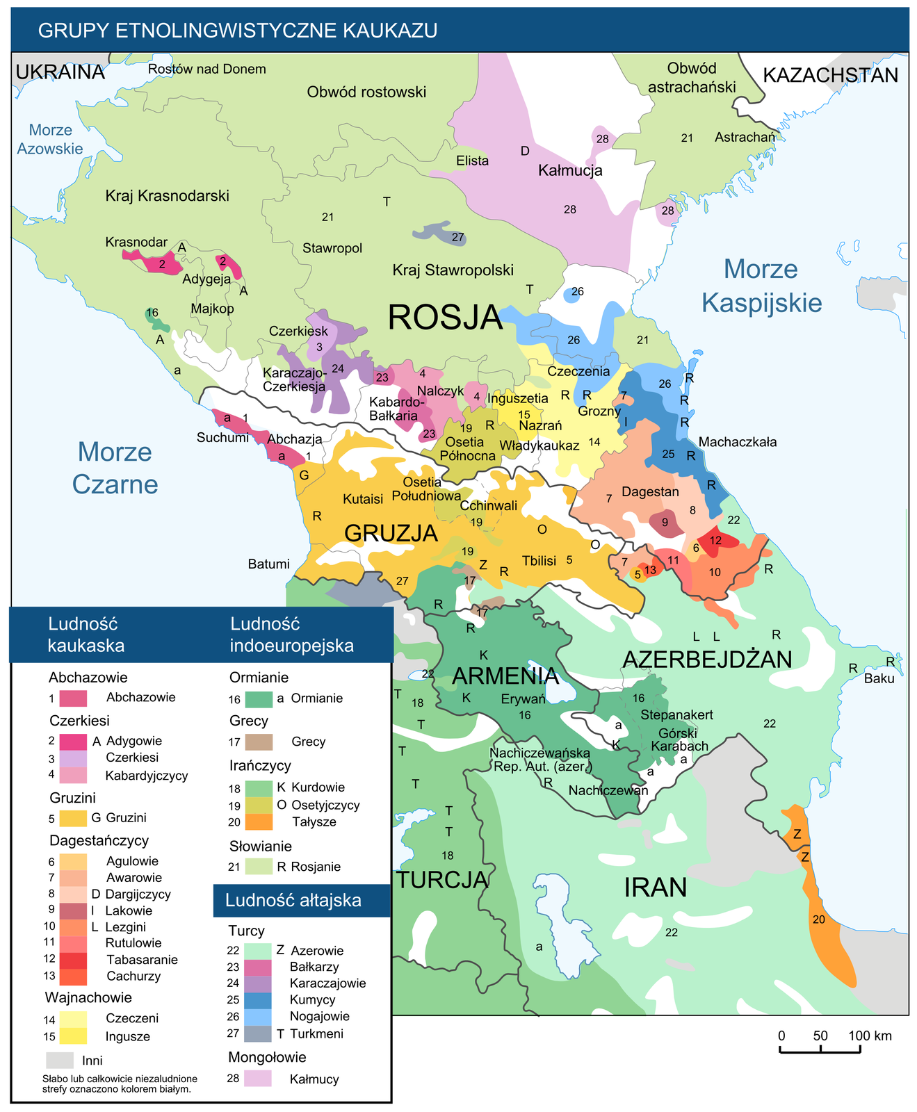 Mapa etnoligwistyczna obejmująca obszary Kaukazu. Z lewej strony przedstawionego obszaru Morze Czarne. Z prawej strony – Morze Kaspijskie. Na lądzie pokazano granice państw: od północy Rosji, Gruzji, Azerbejdżanu, Armenii, Turcji i Iranu. Kolorowymi obszarami w obrębie lądu pokazano duże zróżnicowanie etnolingwistyczne ludności Kaukazu. Użyto dwudziestu ośmiu kolorów. Plamy kolorów rozkładają się nieregularnie. W legendzie objaśniono kolory i podpisano je numerami. Do ludności kaukaskiej zaliczani są Abchazowie, Czerkiesi dzieleni na Andgow, Czekersów i Kabardyjczyków, Gruzini, Dagestańczycy dzieleni na Agulów, Awarów, Dargijczyków, Laków, Lezginów, Rutulów, Tabasarów i Cachurów, Wajnachowie dzieleni na Czeczenów i Inguszów oraz grupy innych języków. Do ludności indoeuropejskiej zalicza się Ormian, Greków, Irańczyków dzielących się na Kurdów, Osetyjczyków i Tałyszy oraz Słowian w których skład wchodzą Rosjanie. Do ludności ałtajskiej zalicza się Turków dzielących się na Azerów, Bałkarzy, Karczajów, Kumców, Nogajów i Turkmenów, oraz Mongołowie w których skład wchodzą Kałmucy. Na mapie barwy oznaczające daną grupę językową są bardzo poprzeplatane. Od północy największą grupę stanowią Rosjanie mieszkający od Morza Azowskiego do prawie samego łańcucha górskiego. Na Północy również dużą grupą językową są Czekersi zamieszkująy Kałmucję. Blisko granicy Rosyjsko‑Gruzińskiej od zachodu zamieszkują Czekersi i Karaczajowie, następnie idąc na Wschód Bałkarzy i Kabardyjczycy, Osetyjczyczy, Ingusze, Czeczeni, Awarowie i Dargijczycy, a nad wybrzeżem Morza Kaspijskiego mieszkają Kumycy oraz Nogajowie. Blisko granicy Rosja‑Azerbejdzań spotkać można Lezginów, Rutulów, Tabasarów, Agulów, Cachurów, Awarów i Gruzinów.  Gruzja natomiast zamieszkiwana jest głównie przez Gruzinów, Osetyjczyków na środkowej północy państwa oraz na środkowym południu Ormian i Azerów. Armenię zamieszkują głównie Ormianie, jedynie na południowym zachodzie kraju można spotkać Azerów. W Azerbejdżanie mieszkają głównie Azerowie. Inne grupy językowe w tym kraju występują na granicy z Rosją i na południowym zachodzie kraju, są to głównie Lezgini, Cachurzy i Ormianie. W Iranie głównie zamieszkują Azerowie. Na pograniczu z Turcją Kurdowie a na wschodnim wybrzeżu Tałysze. 