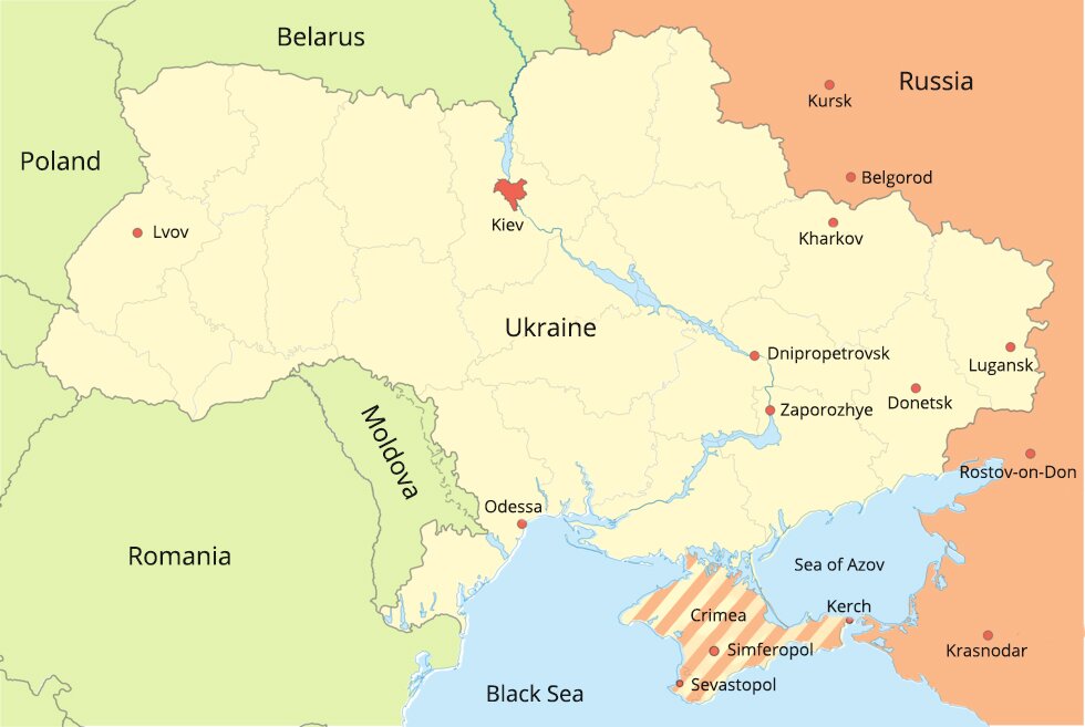 Na ilustracji mapa polityczna. W centralnej części Ukraina, Ukraine. Na północy Białoruś, Belarus na zachodzie Polska, Poland. Na południu Rumunia, Romania i Mołdawia, Moldova. Na wschodzie Rosja, Russia. Na południu Krym, Crimea, teren sporny. Miasta Ukrainy: Lvov, Kiev, Kharkov, Dnipropetrovsk, Zaporozhye, Donetsk, Lugansk, Odessa. Miasta Rosji: Kursk, Belgorod, Rostov-on-Don, Krasnodar. Kerch. Miasta na Krymie, obszaru spornego między Ukrainą a Rosją: Simferopol, Sevastopol. On March 18, 2014, Russia’s President Vladimir Putin signed a treaty on the incorporation of Crimea and Sevastopol into the Russian Federation.