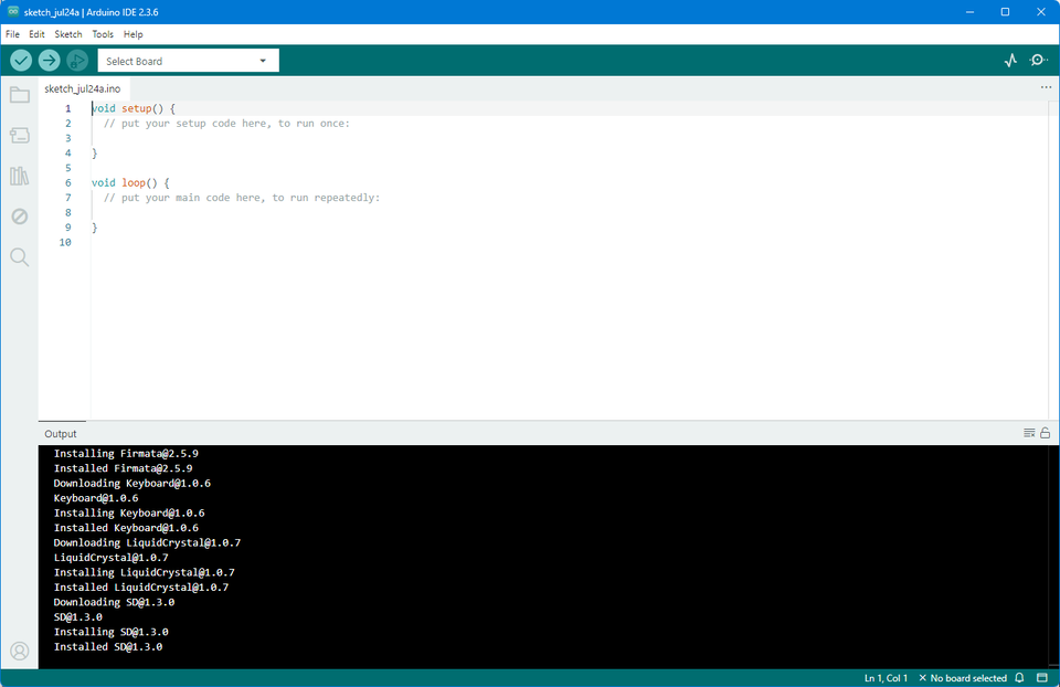 Na zrzucie ekranu widoczny jest interfejs programu Arduino IDE. W górnej części okna znajduje się pasek menu, pasek narzędzi z ikonami i rozwijanym menu wyboru płytki („Select Board”). W głównej części widać edytor kodu ze szkicem o nazwie „sketch_jul24a.ino”, zawierającym przykładowe funkcje setup() i loop() z domyślnymi komentarzami. W dolnej części ekranu znajduje się czarne okno wyjścia (Output), w którym wyświetlane są komunikaty dotyczące instalacji i pobierania bibliotek Arduino: Firmata, Keyboard, LiquidCrystal oraz SD. Po prawej stronie paska statusu znajduje się komunikat „No board selected”.