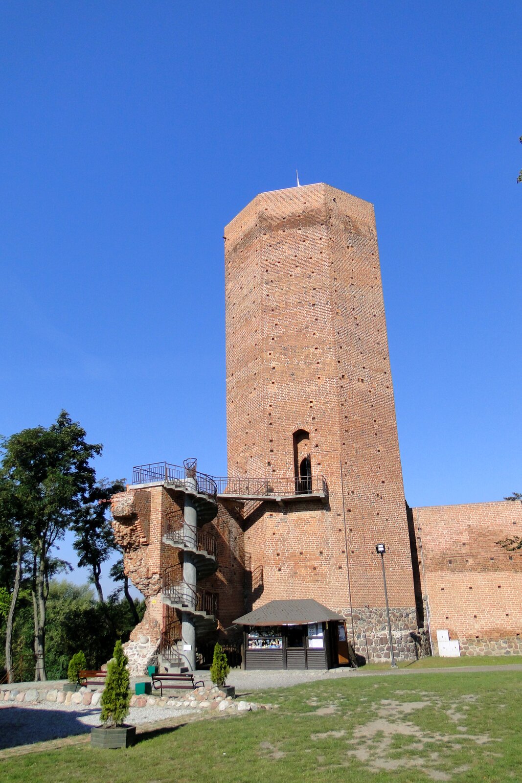 Mysia Wieża w Kruszwicy Mysia Wieża w Kruszwicy Źródło: Jędrycha, Wikimedia Commons, licencja: CC BY-SA 3.0.