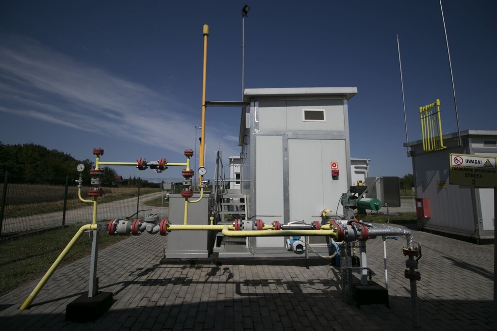 Gazociąg z układem wydmuchowym, przepływomierz masowy Coriolisa oraz automatyczny zawór odcinający