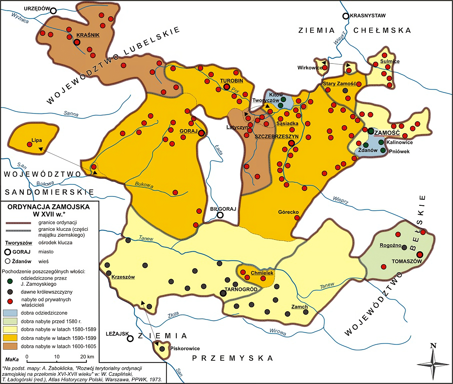 Mapa przedstawia rozwój terytorialny Ordynacji Zamoyskiej w XVII wieku. Ordynacja znajdowała się na obszarach leżących na pograniczu trzech województw: lubelskiego na północnym zachodzie mapy, bełskiego na wschodzie i sandomierskiego na zachodzie. Na mapie zaznaczono granice ordynacji oraz granice poszczególnych kluczy. Klucz jest to kilka majątków ziemskich (folwarków) położonych blisko siebie i  stanowiących jeden organizm gospodarczy. Na mapie zaznaczono przyrost obszarów wchodzących w skład Ordynacji w kolejnych etapach. Etap pierwszy, obszar odziedziczony przez Jana Zamoyskiego. Jest to miasto Zamość leżący na wschodzie Ordynacji oraz trzy wsie znajdujące się w jego pobliżu, a także położony w odległości ok. 20 kilometrów obszar z dwiema wsiami. Etap drugi to ziemie nabyte przed rokiem 1580. Jest to obszar położony na południowy wschód od Zamościa z miastem Tomaszów. Etap trzeci w latach 1580 - 1589. Jest to obszar położony na południowy zachód od Zamościa z miastem Tarnogród. Etap czwarty w latach 1590 - 1599. W tym czasie do Ordynacji zostały dołączone ziemie położone na południe i na zachód od Zamościa, z miastami Goraj, Turobin, Szczebrzeszyn, Stary Zamość, Górecko i Chmielek. Etap piąty w latach 1600 do 1605. W tym czasie zostały przyłączone do Ordynacji ziemie położone na zachód od Zamościa z miastem Kraśnik. W ten sposób Ordynacja objęła zwarty obszar ziem. Na mapie oddzielnymi kolorami (czerwonym i czarnym) są oznaczone dawne królewszczyzny (okolice Krzeszowa, Tarnogrodu, Zamchu i Rogoźna na południu) oraz ziemie nabyte od prywatnych właścicieli (okolice Kraśnika, Turobin i starego Zamościa na północy, okolice Lipy, Goraja, Biłgoraja, Górecka Szczebrzeszyna i Zamościa w centralnej części mapy, okolice Chmieleka, Tomaszowa i Rogoźna na południu).