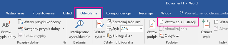 Ilustracja przedstawiająca górną część programu Word. Na górze znajdują się karty. Poniżej znajduje się pasek z narzędziami podzielony na następujące grupy: Przypisy dolne, Badania, Cytaty i bibliografia, Podpisy oraz Indeks. Wybrano kartę Odwołania. Następnie w grupie Podpisy wyróżniono opcję Wstaw spis ilustracji. 