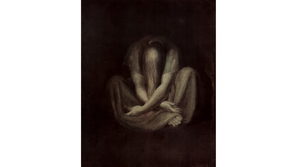 Obraz przedstawia siedzącą po turecku, długowłosą kobietę. Kobieta siedzi pochylona, ze zwieszonymi przed sobą rękami. Ma także opuszczoną głowę, a jej długie włosy zasłaniają jej twarz.