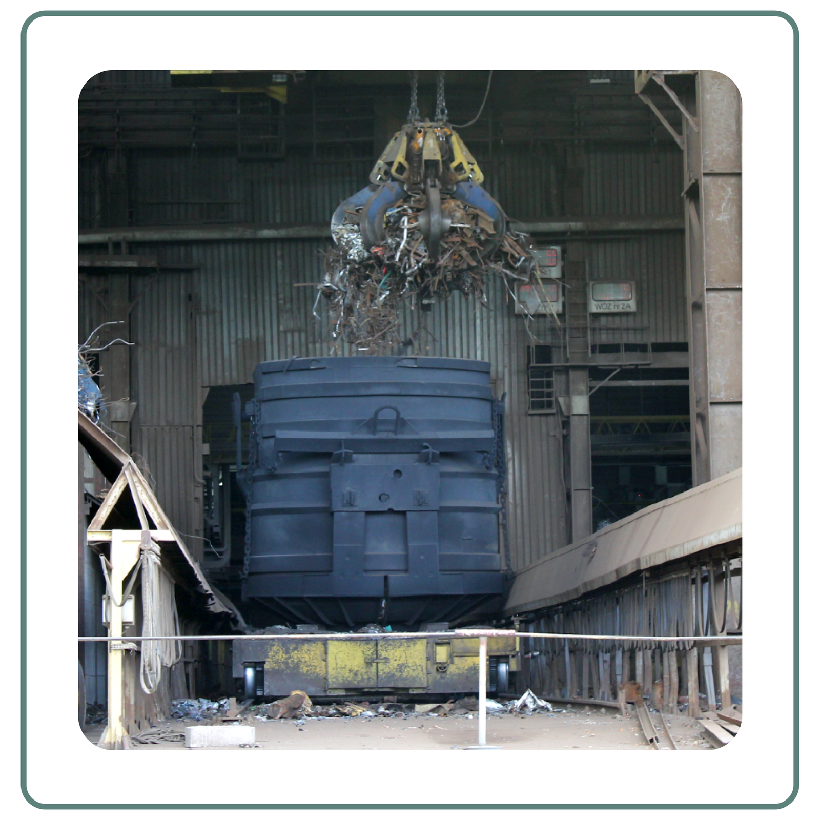 Rysunek 8.  Widok kosza załadowczego na wozie wsadowym 