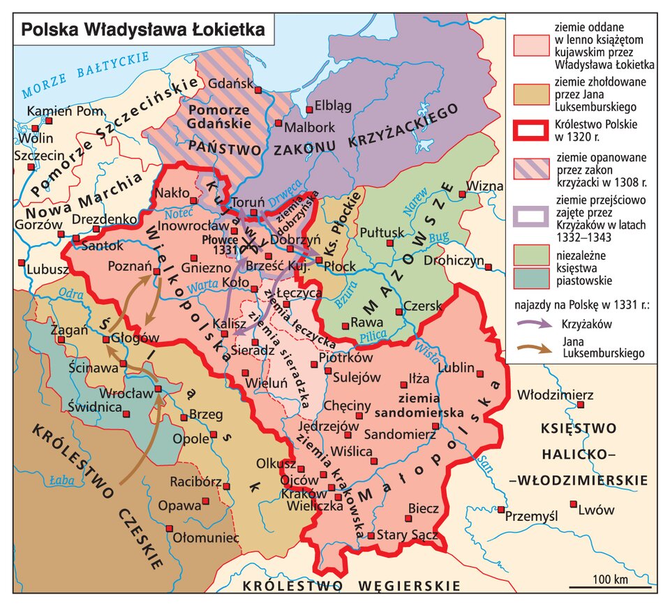 Mapa Przedstawia Polskę za czasów Władysława Łokietka.  Ziemia Łęczycka i sieradzka zostały oddane w lenno książętom kujawskim przez Władysława Łokietka. Księstwo Płockie oraz Śląsk został zhołdowany przez Jana Luksemburskiego. W 1320 roku w skład Królestwa Polskiego wchodziła wielkopolska, Małopolska, Kujawy, ziemia Sandomierska, sieradzka i łęczycka.  W 1308 roku Krzyżacy zajęli Pomorze Gdańskie. Od 1332 do 1343 roku Krzyżacy przejściowo zajęli Kujawy i ziemię dobrzyńską. Mazowsze oraz tereny południowo zachodniego Śląska były niezależnymi księstwami piastowskimi. W 1331 roku Krzyżacy najechali na Kalisz oraz księstwo Płockie zaś Jan Luksemburski z Królestwa Czeskiego przeprawił się przez Śląsk i zaatakował Poznań. 