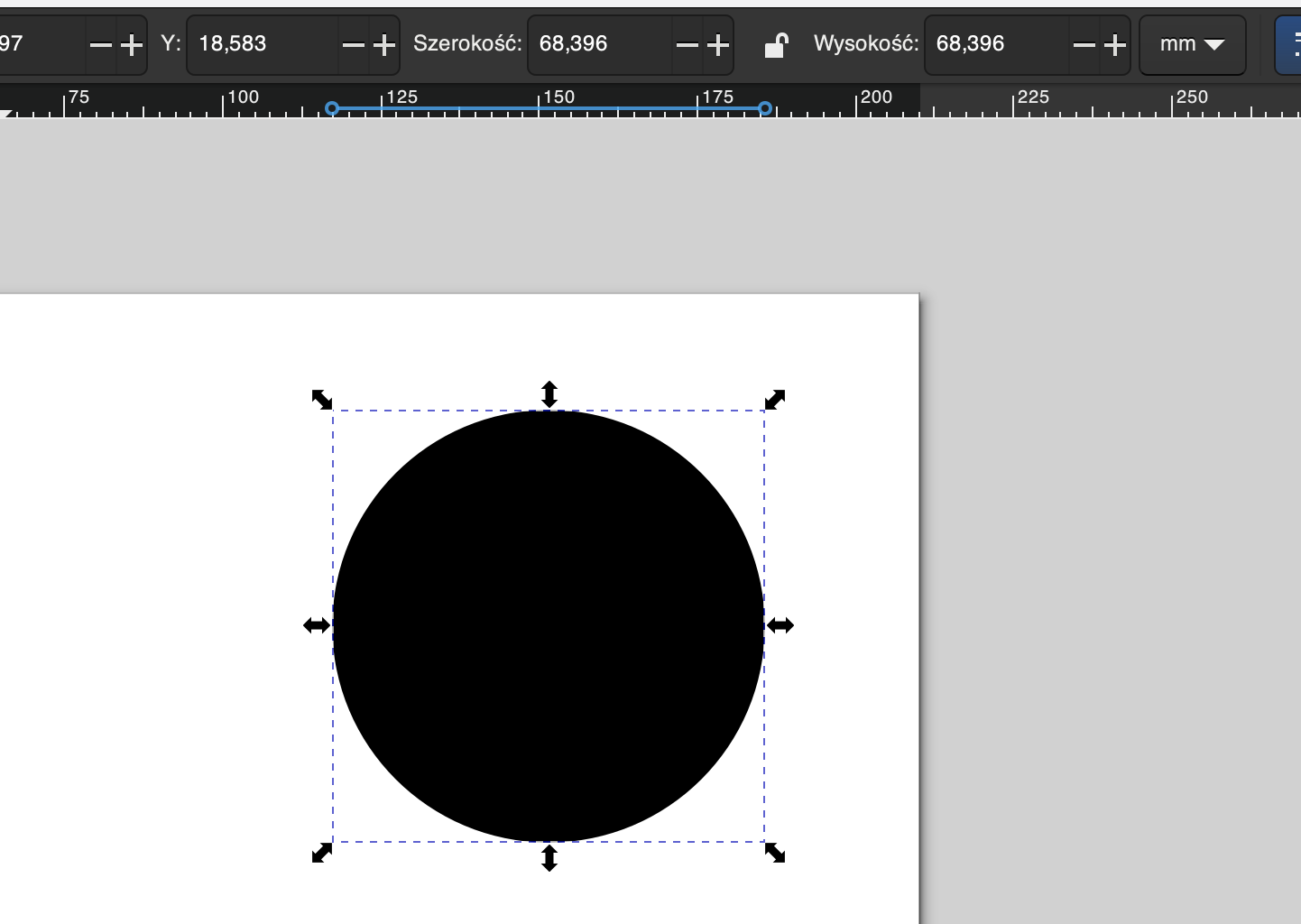 Ilustracja przedstawia fragment okna programu Inkscape. Na powierzchni roboczej znajduje się czarne koło. Koło wpisane jest w kwadrat, na którego bokach oraz na jego wierzchołkach znajdują się strzałki umożliwiające zmianę rozmiaru koła.