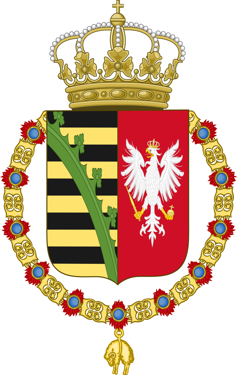 Grafika przedstawia Herb Księstwa Warszawskiego. Na tarczy dzielonej w słup w polu lewym znajduje się herb Saksonii. To naprzemianlegle dziesięć czarnych i żółtych pasów, na których w skos przebiega zielona korona ruciana. Jest to jednocześnie herb Wettynów, z której pochodził władca Księstwa Warszawskiego Fryderyk August I. W prawym polu, czerwonym, widoczny jest biały orzeł w koronie, z berłem i jabłkiem w szponach.