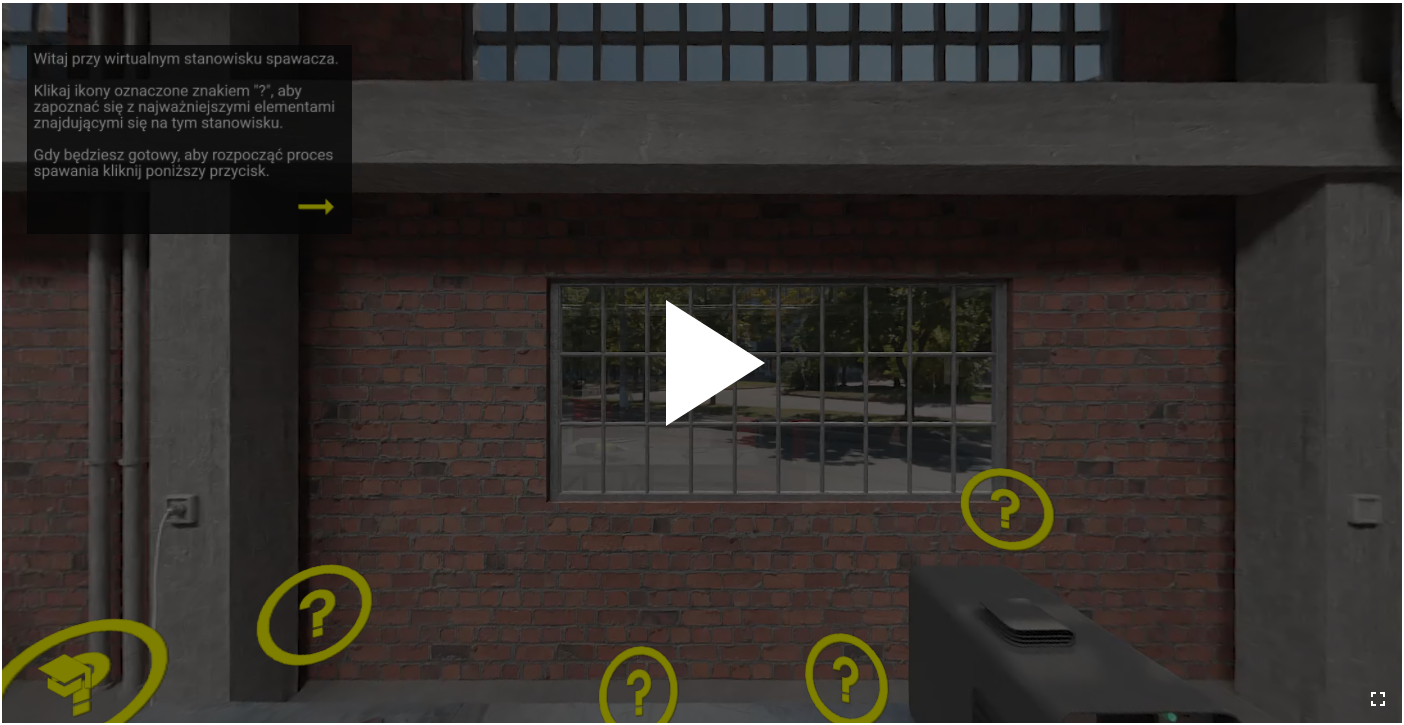 Na ilustracji widoczny jest ekran startowy wirtualnej rzeczywistości, na samym środku znajduję się trójkątny klawisz po którego kliknięciu wirtualna rzeczywistość się uruchamia. W tle znajduję się obraz wirylnej rzeczywistości przedstawiający mur. 