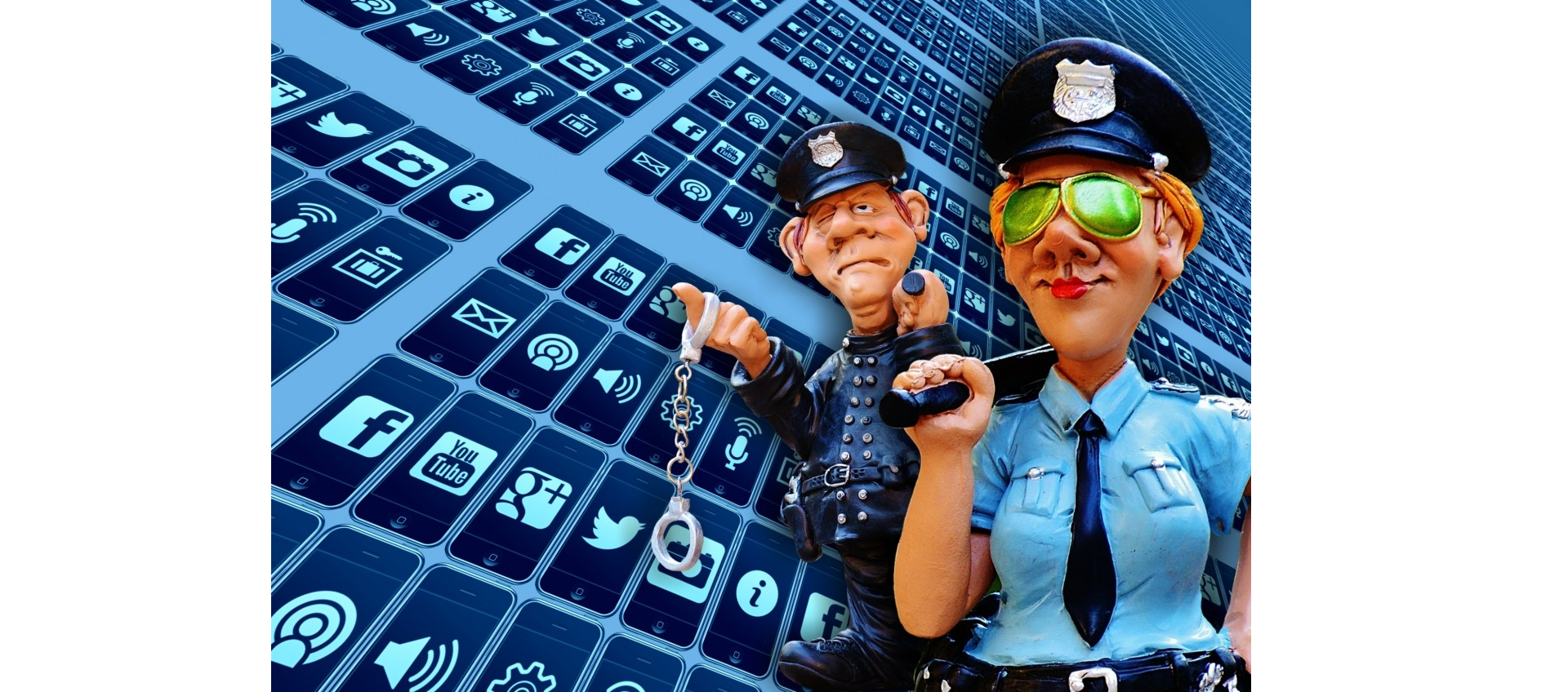 Ilustracja przedstawia ścianę wypełnioną logami serwisów społecznościowych (YouTube, Facebok, Google+, Twitter). Na jej tle stoją dwie postacie z kreskówki ubrane jak policjanci. Mężczyzna ma w ręku kajdanki, kobieta pałkę policyjną,