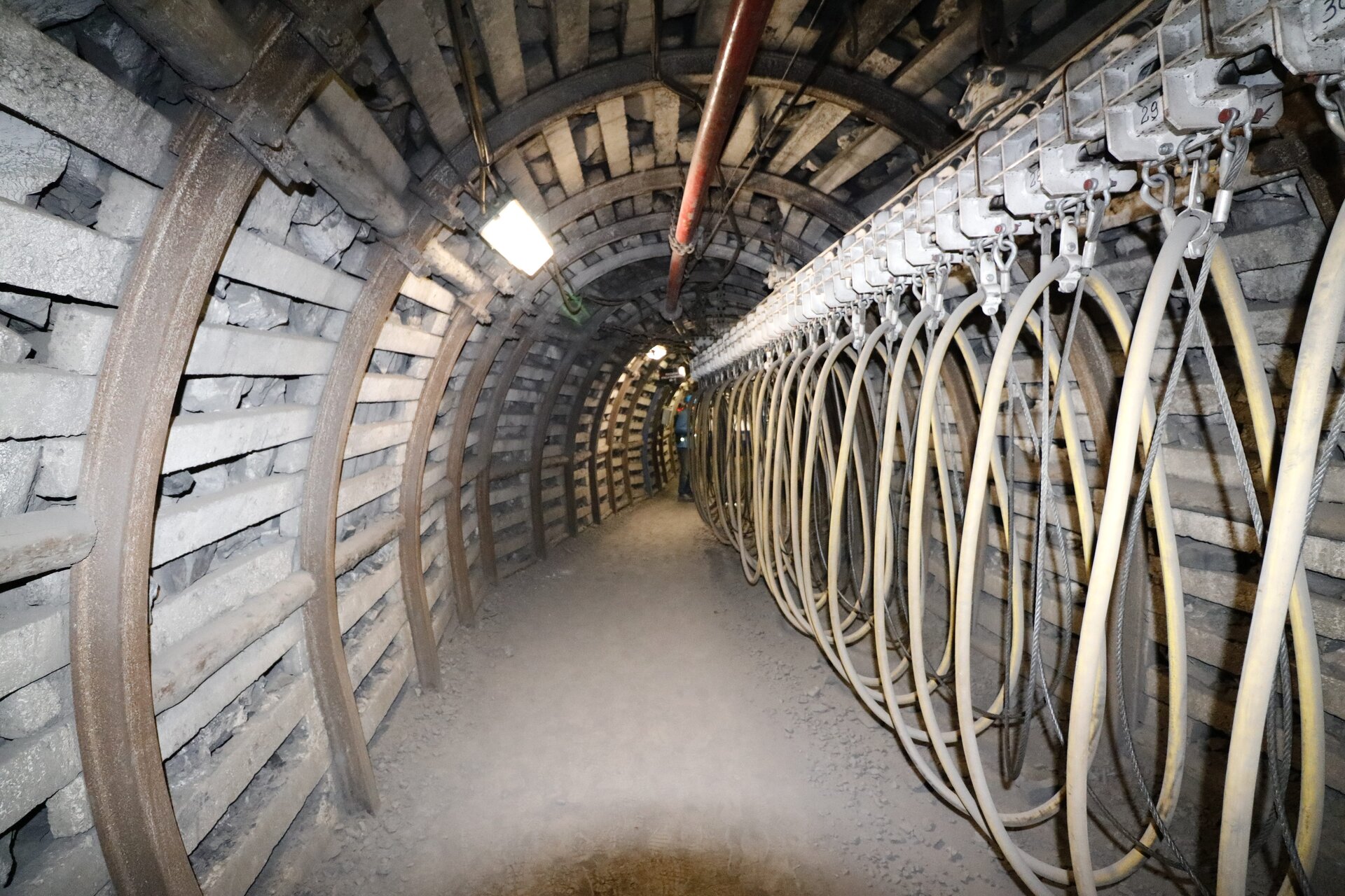 Obudowa stalowa podatna (ŁP)