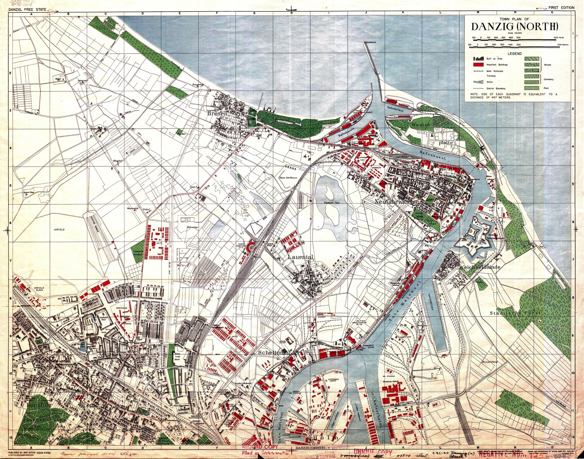 Ilustracja przedstawia plan miasta. Znajduje się ono nad morzem. Zabudowa koncentruje się wokół rzeki mającej ujście w morzu.
