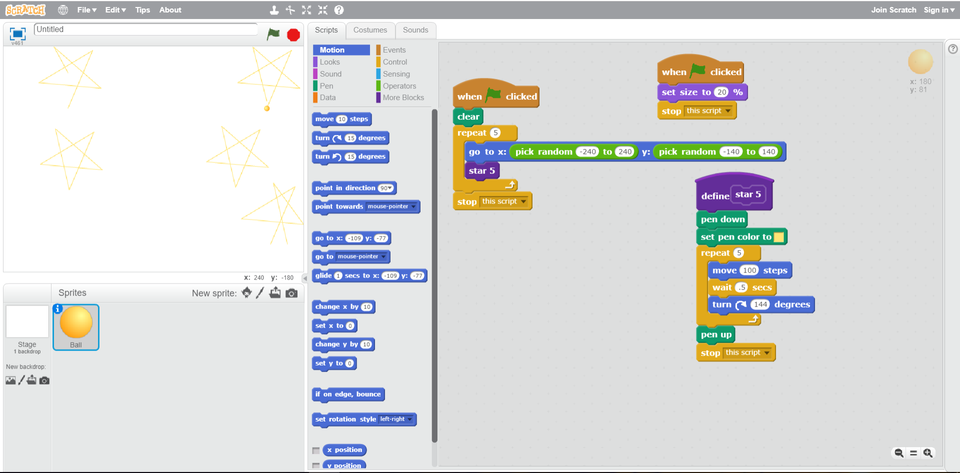Na ilustracji przedstawiony jest zrzut ekranu, na którym widoczne są wszystkie okna programu Scratch. Na górze pasek menu z logo, ikoną umożliwiającą zmianę języka, File, Edit, Tips, About. Na środku paska ikony narzędzi: stempel, nożyce, pomniejszenie, powiększenie, pomoc. Poniżej po lewej okno podglądu. W nim znajduje się kilka pięcioramiennych gwiazd narysowanych losowo, na jednym z wierzchołków duszek (mała piłka). Na górze okna po lewej ikona sceny, obok podpis Untitled, po prawej stronie ikona flaga oznaczająca play, ikona ośmiokąt oznaczająca stop. Na dole okna po prawej znaczniki położenia duszka na scenie x i y. Pod oknem podglądu znajduje się okno z ustawieniami. Po lewej stronie białe tło z okna podglądu Stage 1 backdrop. Poniżej New backdrop. Poniżej ikony nowe tło, edycja tła, pobranie tła z zewnętrznego pliku, podgląd tła. Na środku okna ustawień od góry napis Sprites, po prawej napis New sprite oraz ikony nowy duszek, edycja, pobranie z zewnętrznego pliku, podgląd. Poniżej zaznaczony obrazek piłki opisany Ball. Po prawej okno edycji zajmujące ponad połowę ekranu. Po lewej stronie okna edycji znajdują się zakładki Scripts (wyróżniona), Costumes, Sounds. Widoczne są działy w zakładce Scripts: zaznaczone Motion, Looks, Sound, Pen, Data, Events, Control, Sensing, Operators, More Blocks. Każdy dział wyróżniony jest innym kolorem. Poniżej bloczki do układania algorytmów w dziale Motion. Prawa strona okna edycji przedstawia skrypt zawierający algorytm losowego rysowania gwiazd pięcioramiennych oraz skrypty rozpoczynające rysowanie. Bloczki, od góry: when ‘play’ clicked; clear; repeat 5;   go to x: pick random minus 240 to 240, y: pick random minus 140 to 140; star 5; end repeat; stop this script. Obok bloczki, od góry: when ‘play’ clicked; set size to 20%; stop this script. Obok bloczki, od góry: define star 5; pen down; set pen color to yellow; repeat 5; move 100 steps; turn 144 degrees; end repeat; pen up; stop this script. 