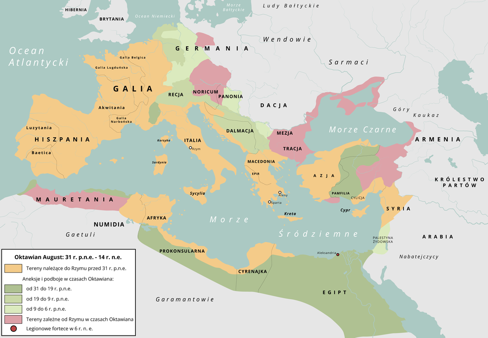 Mapa przedstawia basen Morza Śródziemnego za panowania Oktawiana Augusta, pomiędzy 31 rokiem przed naszą erą a 14 rokiem naszej ery. Tereny należące do Rzymu przed 31 rokiem przed naszą erą obejmowały obszar Hiszpanii (krainy Luzytania i Baetica), Galii (Galia Belgica, Galia Lugduńska, Akwitania, Galia Narbońska), Italii, Sycylii, Korsyki, Sardynii, Macedonii (Epir), Krety, Azji, Cypru, Syrii i wąski pas wzdłuż północnych wybrzeży Afryki Prokonsularnej. Oktawian od 31 do 19 roku przed naszą erą podbił lub zaanektował tereny Pamfilii (pomiędzy Morzem Czarnym, a Morzem Śródziemnym), dalszą część Afryki Prokonsularnej wraz z graniczącą z nią Cyrenajką i Egiptem z miastem Aleksandria. Od 19 do 9 roku przed naszą erą Oktawian podbił lub zaanektował obszary Recji i Dalmacji. A od 9 do 6 roku przed naszą erą rozszerzył je jeszcze o Palestynę Żydowską i Panonię. Tereny zależne od Rzymu w czasach Oktawiana to Noricum graniczące od północy z Germanią i maleńki fragment graniczący na zachodzie z Germanią. Mauretania (północna Afryka), Malezja i Tracja oraz pasy ziemi wzdłuż północnego, wschodniego i południowo‑wschodniego wybrzeża Morza Czarnego. W Aleksandrii mieściły się legionowe fortece w 6 wieku naszej ery.