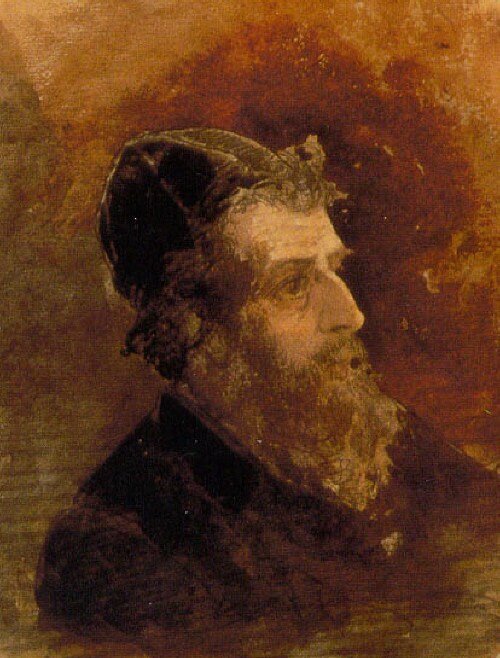 Portret mężczyzny: widoczny prawy półprofil, z wydatnym szczupłym nosem, długą kędzierzawą brodą i wąsami. Spod czapki w kształcie niedużej kopuły wystają kędzierzawe włosy. Mężczyzna ma ciemne ubranie. Postać oraz tło są w odcieniach brązu, w różnym natężeniu koloru.
