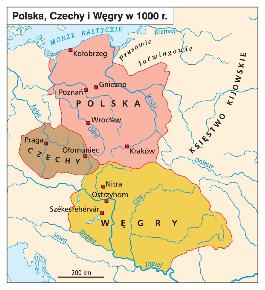 Ilustracja przedstawia mapę konturową z zaznaczonym obszarem Polski, Czech i Węgier w 1000 roku. Obszar ówczesnej Polski to tereny od Morza Bałtyckiego (obecnie Pomorze Zachodnie) do granicy z Węgrami, pomiędzy Odrą i Wisłą, z miastami: Kołobrzeg, Gniezno, Poznań, Wrocław i Kraków. Obszar ówczesnych Węgier obejmował tereny na południe od Polski, pomiędzy rzekami: Drwa, Dunaj i Cisa, z miastami: Nitra, Ostrzyhom i Szekesfehervar. Czechy obejmowały tereny położone na południowy  zachód od Polski, w okolicach rzeki Łaby, z miastami: Praga i Ołomuniec. Polska od wschodu graniczyła z Prusami, Jaćwingami i Księstwem Kijowskim. 