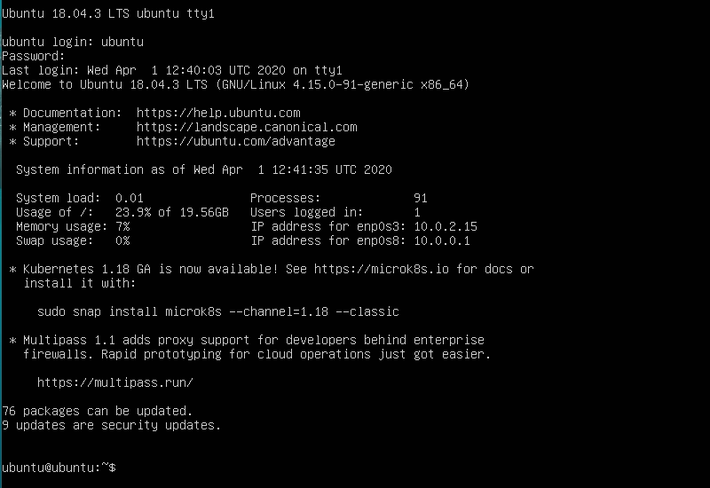 Zrzut ekranu przedstawia interfejs tekstowy Ubuntu server.  Na czarnym tle znajduje się tekst z podstawowymi informacjami oraz linią poleceń.