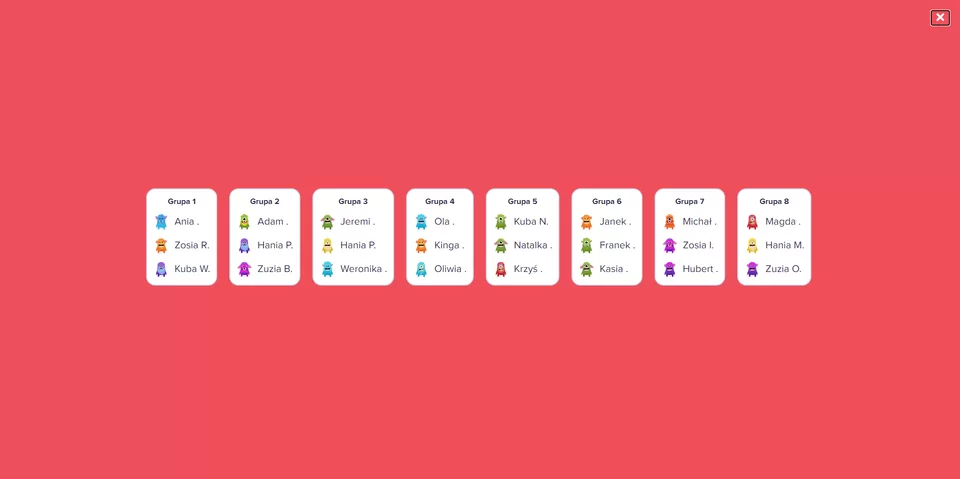 Zrzut z ekranu programu ClassDojo służącego między innymi do dzielenia uczniów na grupy. Imiona dzieci z pierwszą literą nazwiska uszeregowano w ośmiu listach z nagłówkiem: Grupa 1, 2 itd. Każda lista liczy trzy imiona, a przy każdym imieniu jest kolorowa ikonka z postacią.