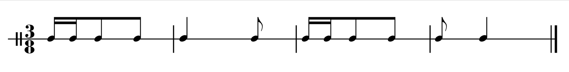 Grafika przedstawia zapis rytmu Oberka. Pierwszy takt rozpoczyna się od dwóch szesnastek, na drugą oraz trzecią miarę grane są ósemki. Drugi takt rozpoczyna się od ćwierćnuty, na trzecią miarę grana jest ósemka. Trzeci takt powtarza rytm z taktu pierwszego: dwie szesnastki na pierwszą miarę, następnie po jednej ósemce na miary drugą oraz trzecią. Ostatni, czwarty takt rozpoczyna się od ósemki i kończy na ćwierćnucie (granej na drugą miarę).