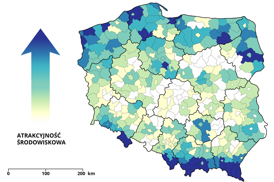 Na mapie Polski zaznaczono kolorami atrakcyjność środowiskową powiatów dla turystyki. Największą atrakcyjność mają powiaty położone na południu województwa dolnośląskiego, śląskiego, małopolskiego, podkarpackiego, na wschodzie i w centrum podlaskiego, na południowym‑wschodzie warmińsko‑mazurskiego, na południu kujawsko‑pomorskiego, na północy i południu pomorskiego oraz na północy i północnym zachodzie zachodniopomorskiego. Pozostałe powiaty w poszczególnych województwach są mniej atrakcyjne dla turystów.  