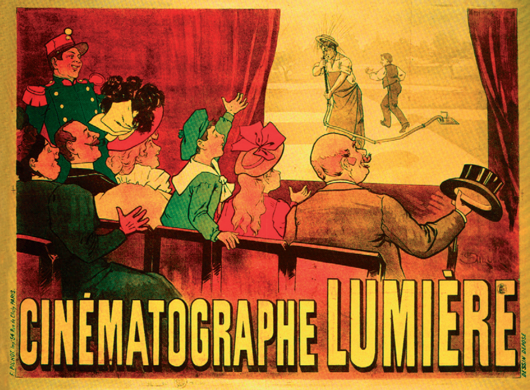 Ilustracja przedstawia widzów, którzy oglądają wyświetlany na ekranie film. Widzowie są elegancko ubrani, są to mężczyźni, kobiety i dzieci. Mają radosne miny i uniesione ręce. Wyświetlany film przedstawia postać w fartuchu, która trzyma wąż ogrodowy blisko twarzy. Woda niespodziewanie tryska i strąca kapelusz. Na dole jest napis w języku francuskim: Cinèmatographe Lumière.