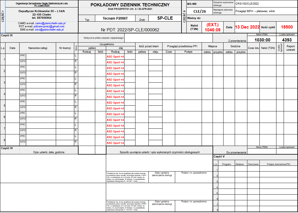 To jest przykład pokładowego dziennika technicznego. Zdjęcie przedstawia trzy części dziennika. Pierwsza część znajduje się w lewym górnym rogu i zawiera nazwę organizacji oraz jej adres. Poniżej tych informacji znajdują się dane mailowe organizacji. Po prawej stronie znajduje się opis typu i znaku statku powietrznego. Druga część znajduje się w prawym górnym rogu i zawiera informacje o aktualnej i planowanej obsłudze, a także datę ważności przeprowadzonej obsługi. Trzecia część dokumentu znajduje się pod pierwszymi dwiema częściami i ma formę tabeli rozciągającej się od lewej do prawej strony. Tabela jest podzielona na sekcje, w których można znaleźć informacje dotyczące lotu, takie jak data, nazwisko załogi, numer licencji, rodzaj i ilość paliwa oraz oleju, czas i podpis przedlotowego przeglądu, miejsce i godziny odlotu i przylotu, czas lotu i nalot, a w prawym górnym rogu znajduje się ogólny czas nalotu i liczba lądowań. Czwarta część znajduje się w lewym dolnym rogu, tuż pod tabelą. Jest to miejsce na opis usterki, datę i godzinę jej wystąpienia. Po prawej stronie w tej samej części jest miejsce na opis sposobu usunięcia usterki oraz opis wykonywanych czynności obsługowych. Piąta część znajduje się w prawym dolnym rogu i jest przeznaczona dla instruktora lotu. Może on wpisać nazwę programu, wykonane zadania i ćwiczenia oraz potwierdzić to swoim podpisem w kolejnej kolumnie.