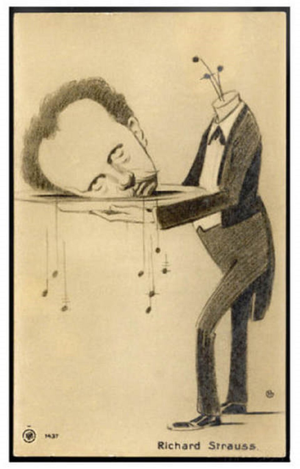 Fotografia przedstawia Ryszarda Straussa na karykaturze (aluzja do opery „Salome”). Mężczyzna niesie tacę, na której leży jego głowa. Ilustracja jest czarno‑biała. Mężczyzna ubrany jest we frak i koszulę.