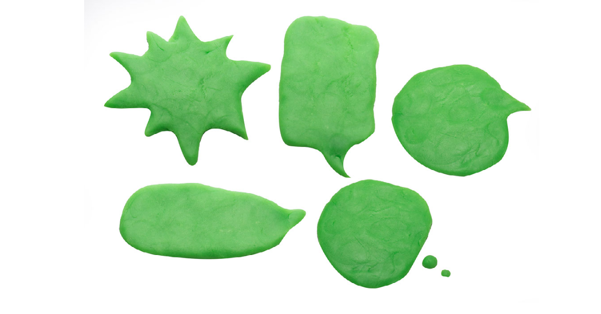 Dymki w komiksie - to niewielkich rozmiarów nieregularne kształty, w których wpisuje się teksty mówione przez komiksowe postacie. Tutaj, za pomocą plasteliny zostały pokazane dymki w kształcie jajka, kleksa, kwadratu i placuszka. Każdy z nich ma też jakby ogonek, skierowany na postać, której dotyczy.