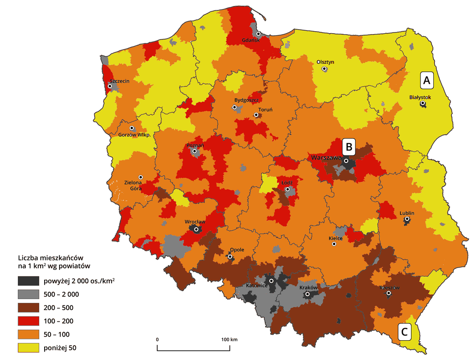 Na mapie Polski zaznaczono literą A obszar na północ od Białegostoku, literą B Warszawę, literą C Bieszczady. Zaznaczono także gęstość zaludnienia: powyżej 2000 osób na kilometr kwadratowych rejon Katowic, na południowy zachód od Katowic, rejon Warszawy, Opola, Krakowa, Lublina, Białego Stoku.    