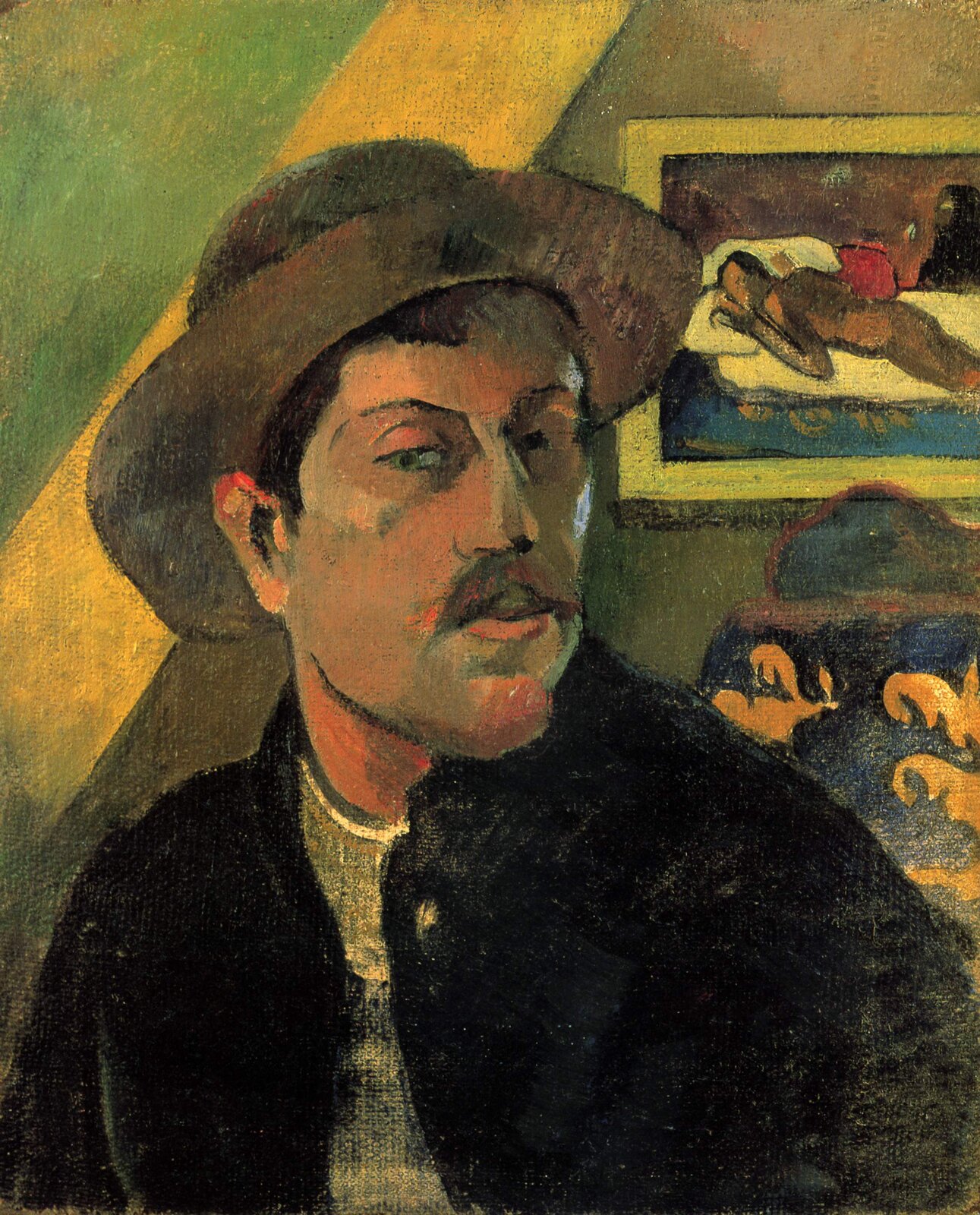Ilustracja o kształcie pionowego prostokąta przedstawia „Autoportret w kapeluszu” Paula Gauguina. Ukazuje popiersie malarza w czarnej marynarce i kapeluszu na głowie w swojej pracowni. Na ścianie w tle wisi jeden z obrazów artysty. Obraz namalowany jest płaska plamą barwną. Utrzymany jest w ciepłej tonacji kolorystycznej. 