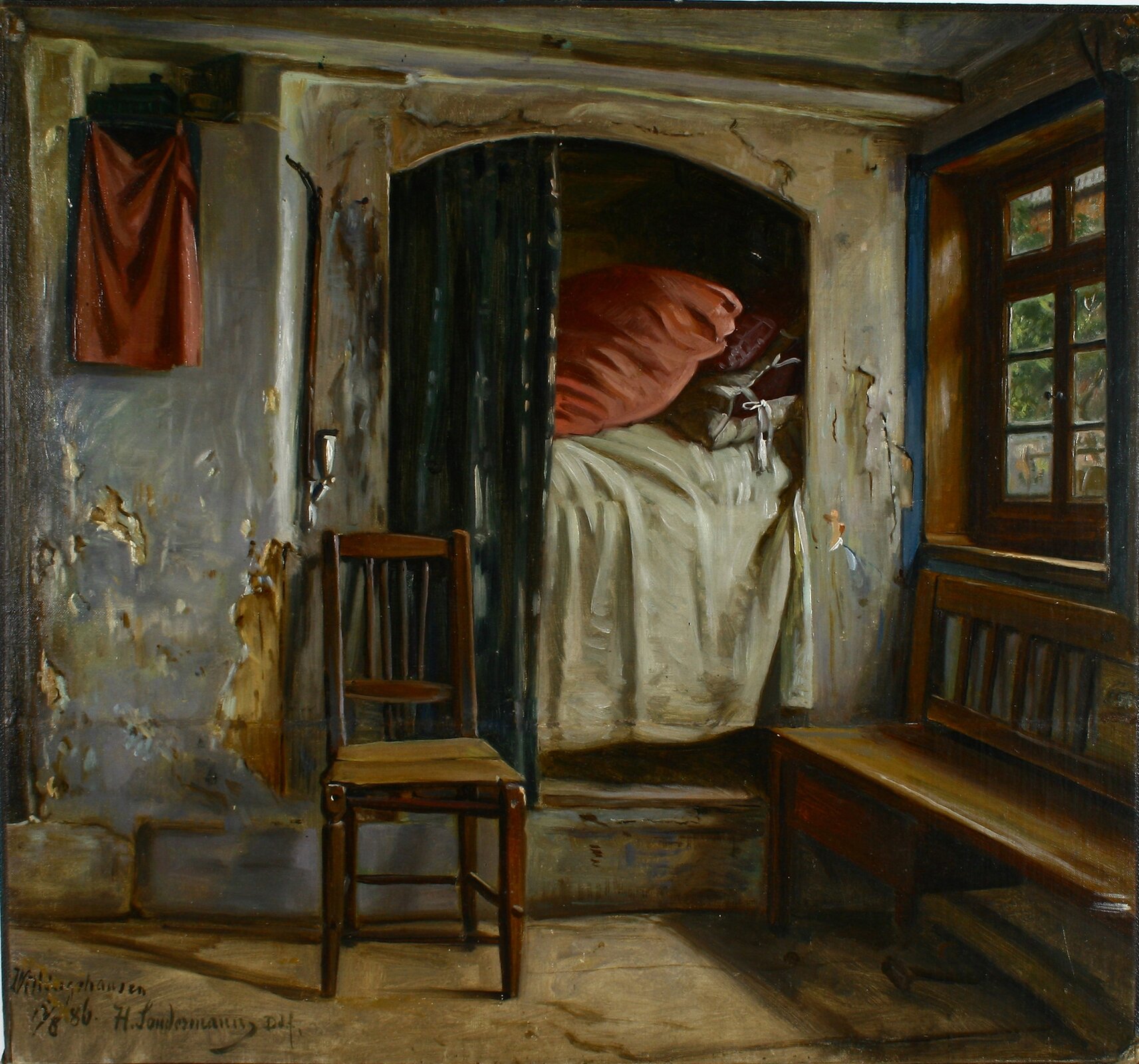Na obrazie bardzo ubogie, surowe wnętrze. Na wprost, w niszy łóżko z pościelą na podwyższeniu częściowo zasłonięte zasłoną. Ściany odrapane, zniszczone, schodzi z nich niebieska farba. Przed łóżkiem krzesło. Z prawej strony okno a pod nim stoi drewniana ławka. 