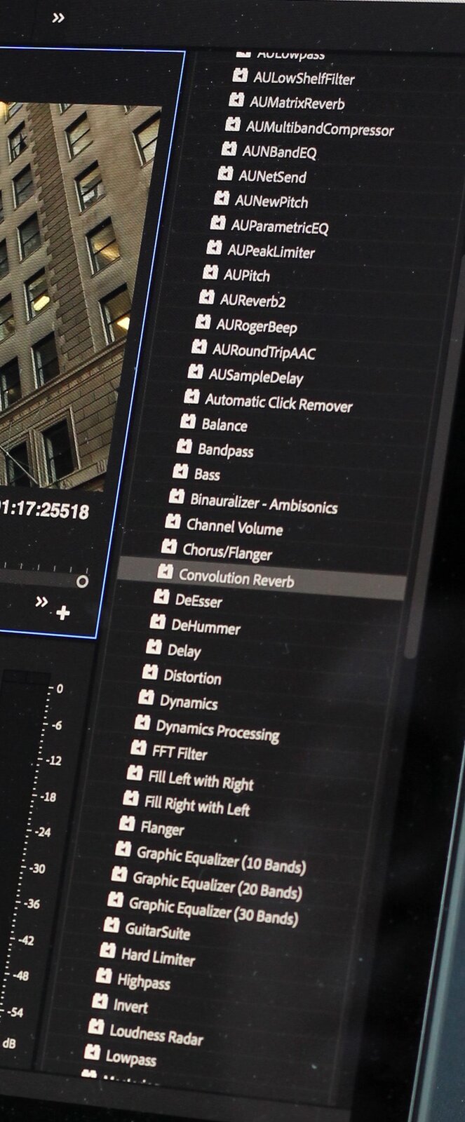 Widok na program do edycji obrazu,  z rozpisanymi warstwami.