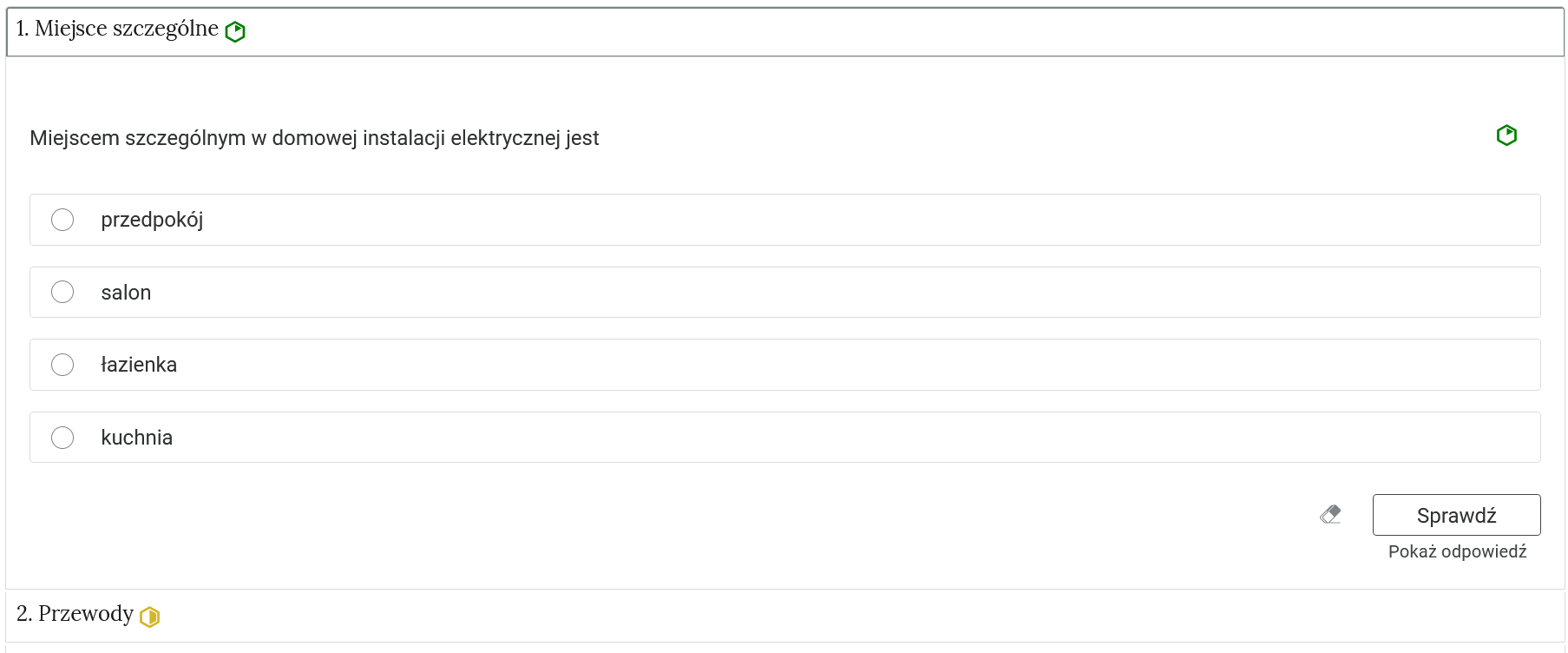 Ilustracja przedstawia otwartą zakładkę z ćwiczeniem. Ćwiczenie składa się z polecenia,  zdania, które należy dokończyć oraz odpowiedzi do wyboru. Poniżej widoczny jest przycisk sprawdź, obok piktogram gumki do zmazywania, a poniżej napis: Pokaż odpowiedź.