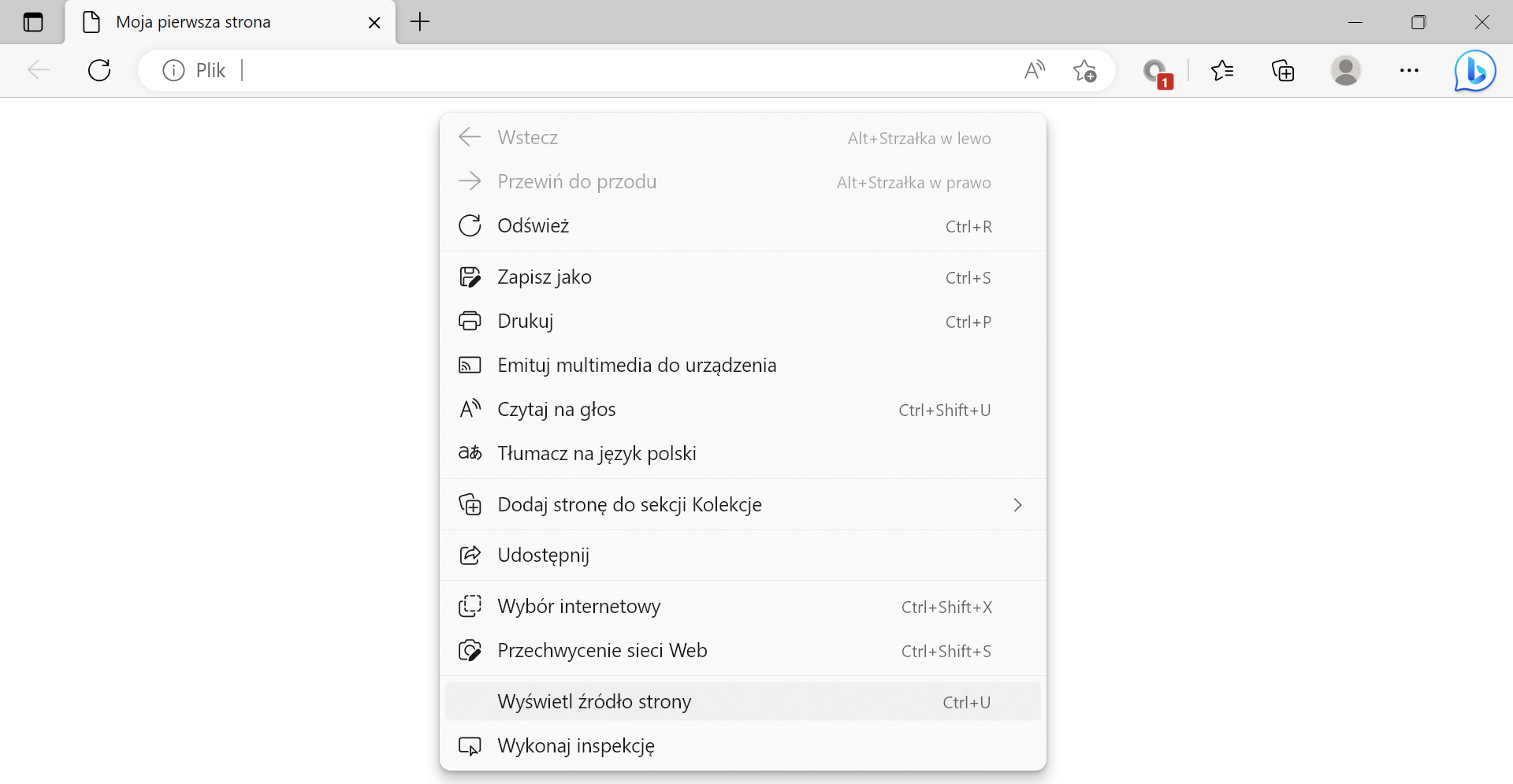 Ilustracja przedstawia zrzut okna menu kontekstowego na otwartym pliku html Moja pierwsza strona w przeglądarce Microsoft Edge. Opcje od góry: 1. Wstecz, skrót klawiszowy Alt+Strzałka w lewo, 2. Przewiń do przodu,skrót klawiszowy Alt+Strzałka w prawo, 3. Odśwież, skrót klawiszowy Ctrl+R, 4. Zapisz jako,skrót klawiszowy Ctrl+S, 5. Drukuj, skrót klawiszowy Ctrl+P, 6. Emituj multimedia do urządzenia,7. Wyślij stronę na swoje urządzenia, 8. Utwórz kod QR dla tej strony, 9. Czytaj na głos,skrót klawiszowy &lt;math aria‑label="kontrol plus szift plus U"&gt;Ctrl+Shift+U, 10. Tłumacz na język polski, 11. Dodaj stronę do sekcji Kolekcje,12. Udostępnij, 13. Wybór internetowy, skrót klawiszowy &lt;math aria‑label="kontrol plus szift plus iks"&gt;Ctrl+Shift+X, 14. Przechwycenie sieci Web, skrót klawiszowy &lt;math aria‑label="kontrol plus szift plus es"&gt;Ctrl+Shift+S, 15. Wyświetl źródło strony, skrót klawiszowy &lt;math aria‑label="kontrol plus U"&gt;Ctrl+,16. Wykonaj inspekcję.