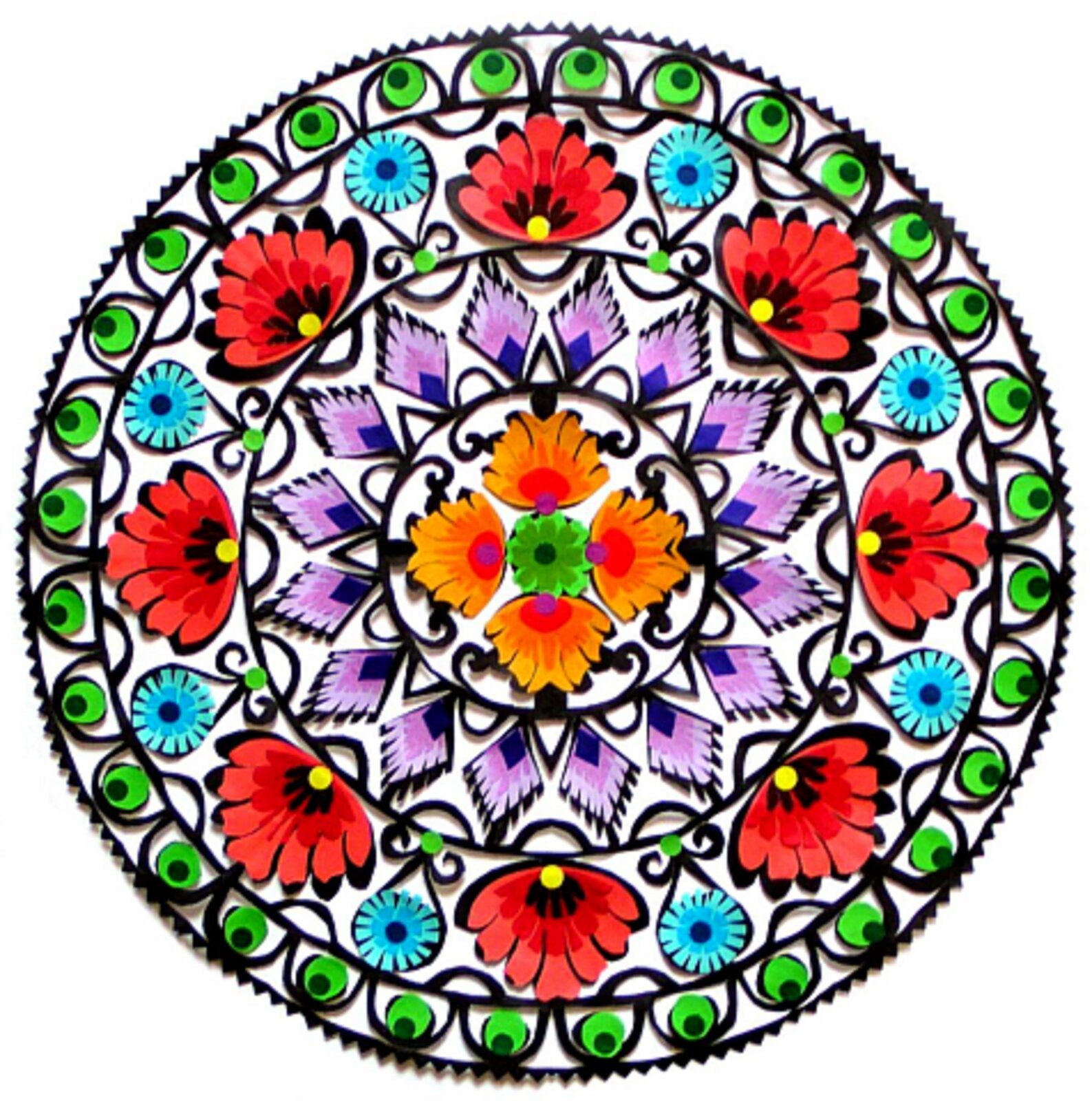 Ilustracja przedstawia łowicką gwiazdę. Jest to serwetka zbudowana z trzech pierścieni i kole w środku. Zewnętrzny pierścień to zielone, pawie oczka. Kolejny ma na przemian duże, czerwone i mniejsze niebieskie kwiaty. Trzeci pierścień składa się z fioletowych listków. Środek to zielony kwiatek, dokoła którego ułożone są cztery żółto‑czerwone kwiaty. Pierścienie wydzielone są czarną, cienką linią.