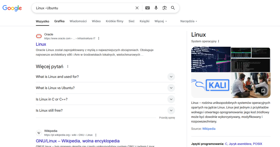 Grafika przedstawia okno przeglądarki internetowej z wyszukanymą listą  stron www. 