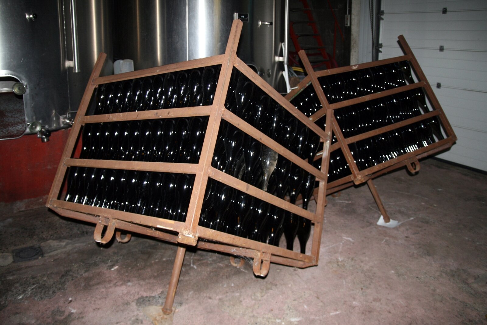 Specjalne urządzenia – żyropalety