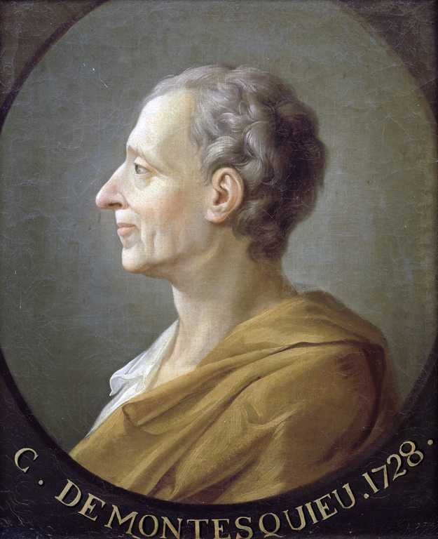 Portret przedstawia profil starszego mężczyzny. Ma wyłupiaste oczy i siwe, pofalowane włosy. Jego twarz jest pomarszczona, widoczny jest lekko zarysowany zarost. Ubrany jest w ciemnożółtą szatę. Pod portretem widać podpis C. de Montesquieu 1728 r.